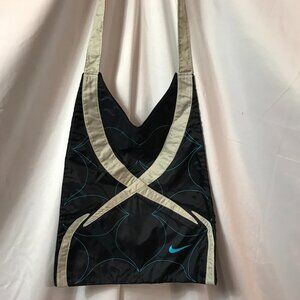 Nike Tie Over The Shoulder Unisex Activewear Athletic Sport Cut Gym Bag
